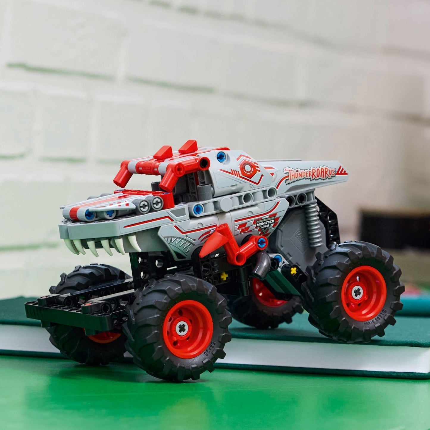 LEGO Technic: Monster Jam™ ThunderROARus™ Pull-Back